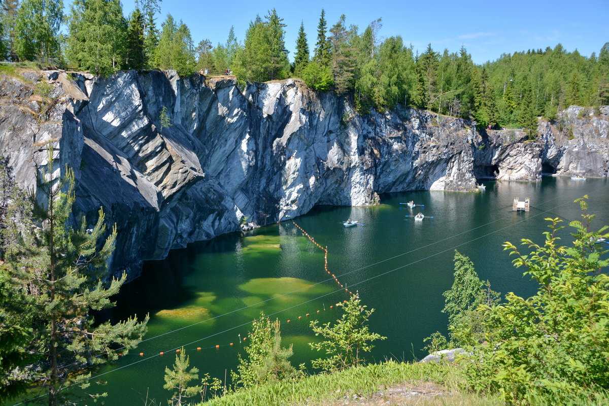 Рускеальские мраморные ломки