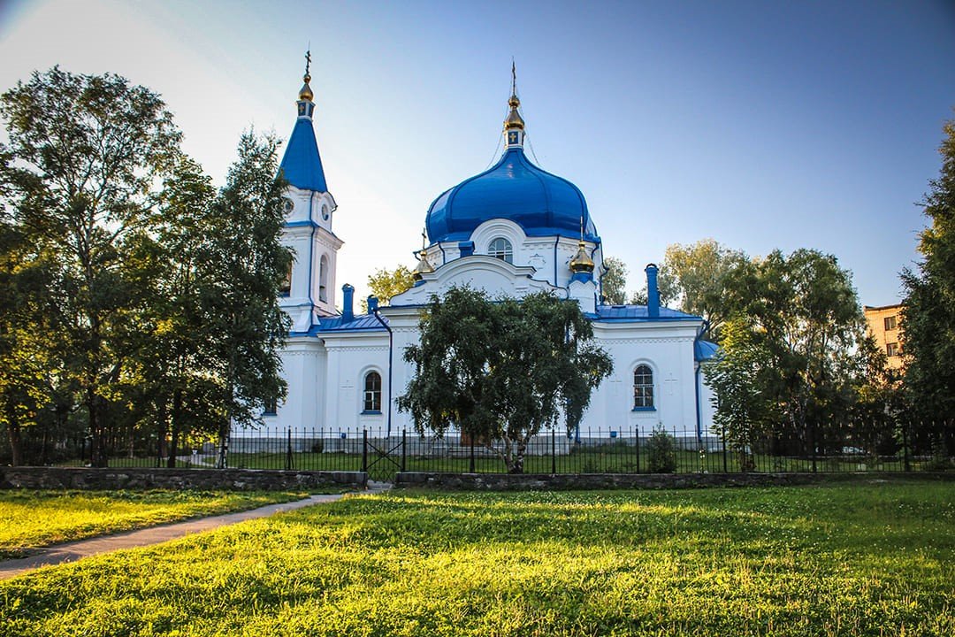 Церковь в Ярославльской области 