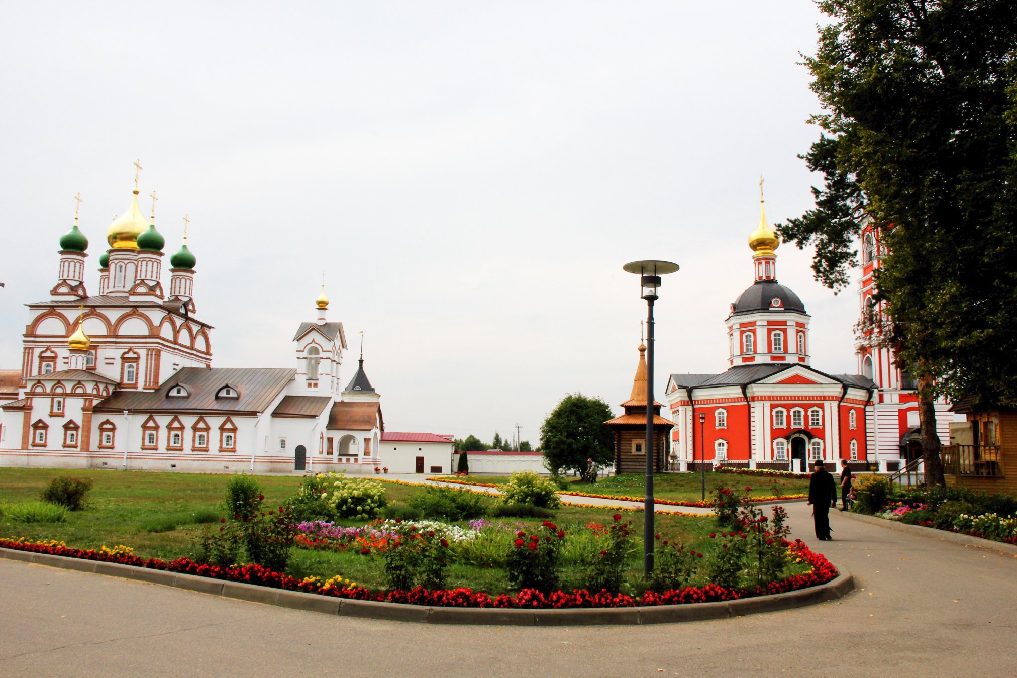 Варницкий монастырь в Ростовской области 